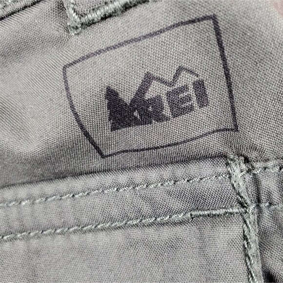 REI Hunter Green Outdoor Activewear Bermuda Shorts in Size 6 - Picture 6 of 7